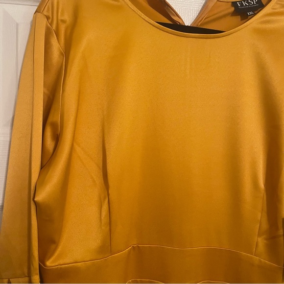 Stunning FKSP Jumpsuit - Picture 6 of 8